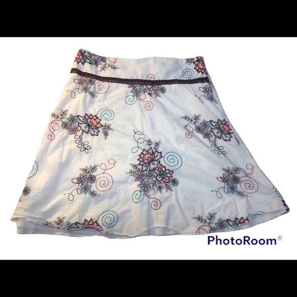 Heart Soul embroidered Skirt Size 5 lovely detail - Picture 5 of 12